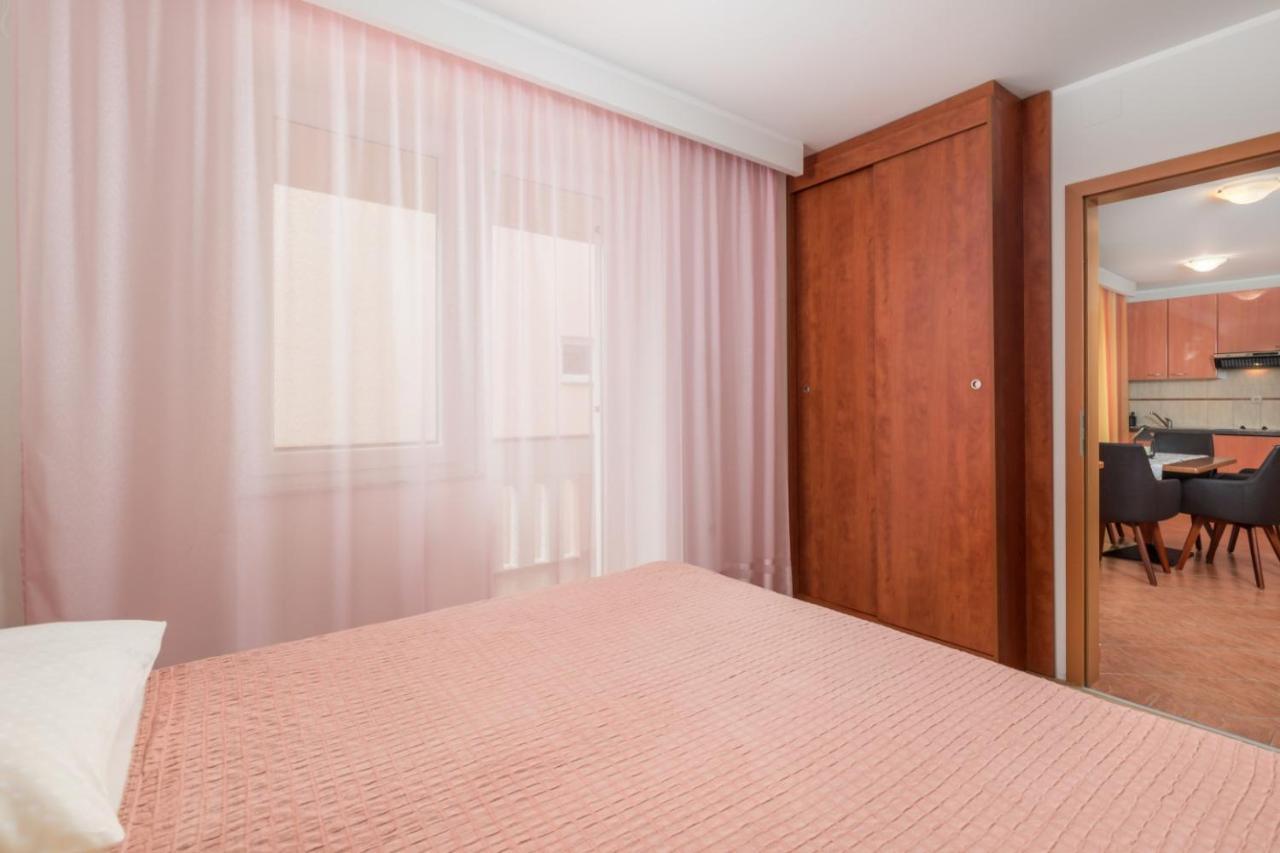 Apartment Drazenka Turato Башка Екстер'єр фото